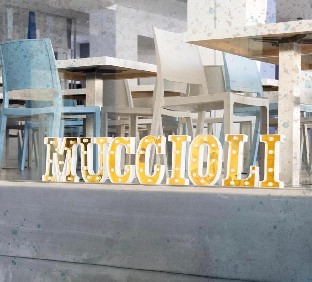 Hotel Muccioli Misano Adriatico Exterior foto